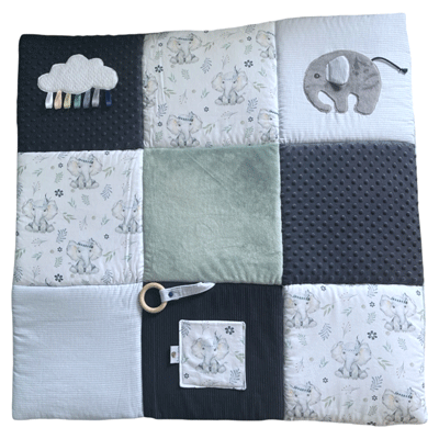 tapis d'éveil bébé sensoriel avec activité : nuage avec rubans , motif éléphant, poche ace hochet en bois